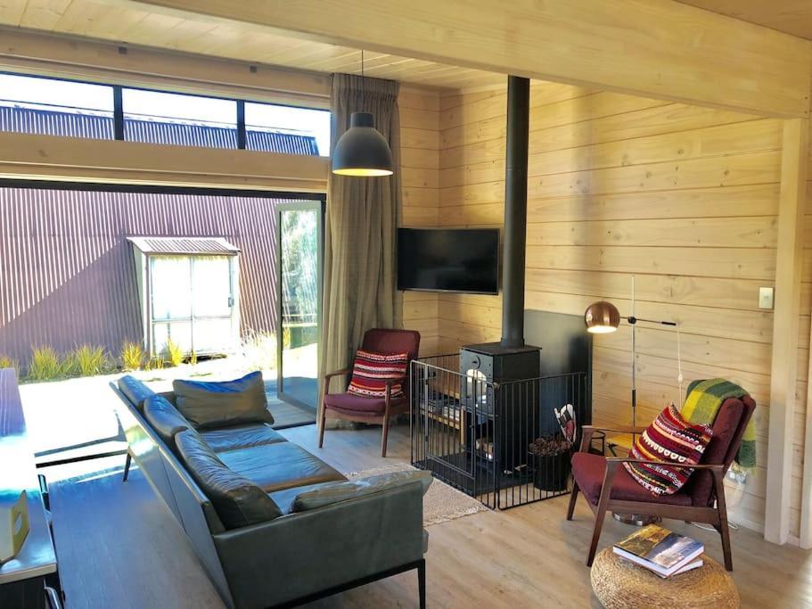 Modern Kowhai Cottage Wanaka Exterior foto
