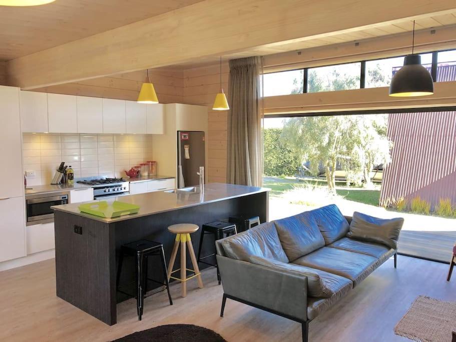 Modern Kowhai Cottage Wanaka Exterior foto